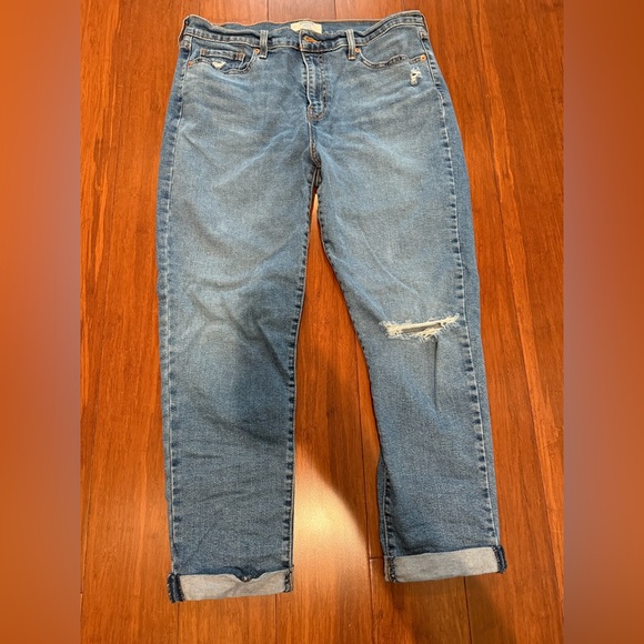 Denizen from Levi's Light Blue Boyfriend Jeans - Picture 1 of 2